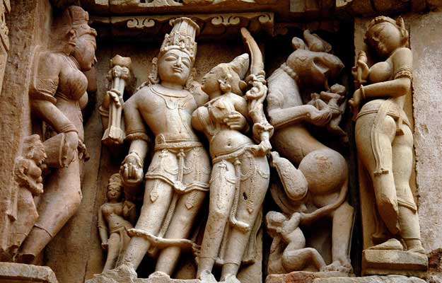 Khajuraho Honeymoon Tour Packages | call 9899567825 Avail 50% Off